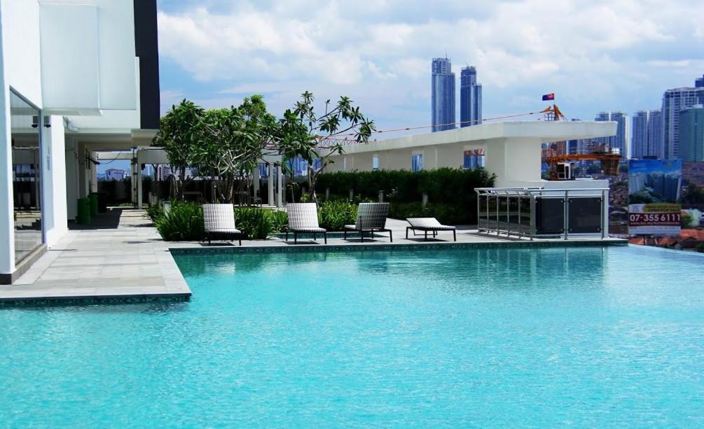 1 เตเบรา สวีท บาย ซับโฮม Apartment ยะโฮร์บาห์รู ภายนอก รูปภาพ
